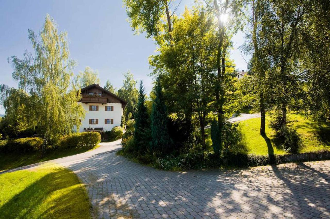 Ferienwohnungen Haus "Wildschuetz" Фрауэнау Экстерьер фото